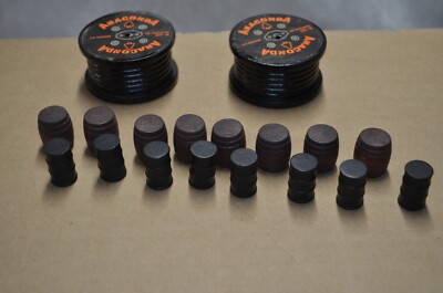 Lot of 18 Miniature Wooden Accessories (Lionel, 1950s) for Trains/Displays E-
