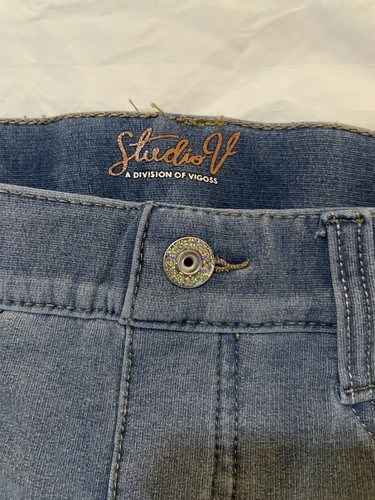 Studio V By Vigoss Knit Denim Shorts & V Gold Roll Cuff Girls Sz 10 - Picture 3 of 9