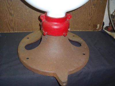 RARE SUPPORT OPALINE POMPE A ESSENCE GEX R11 - esso bp shell total antar caltex - Photo 1/4