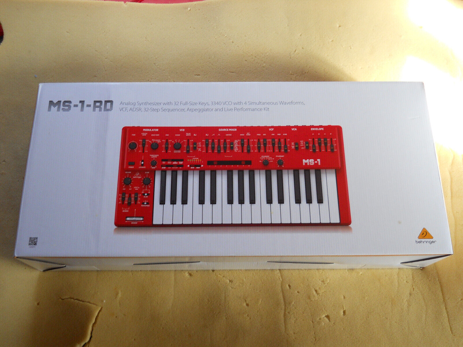 Behringer MS-1-RD 32-Key keyboard Analog Mono Synth Red 9V DC USB