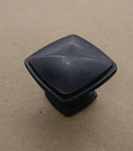 Jeffrey Alexander Milan Square Knob with Hardware P/N: 109DBAC  - Picture 1 of 4