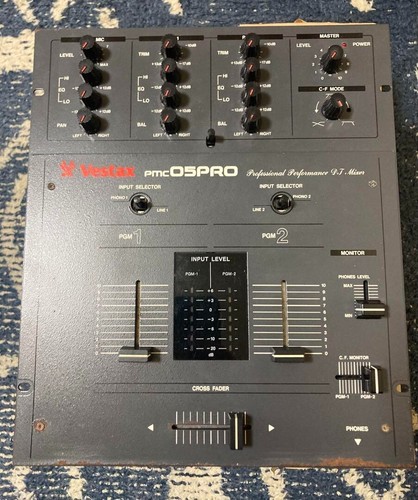 Vestax PMC-05 Pro Classic Limited Model DJ Mixer 2-Channel Battle Mixer Tested