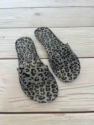 grey leopard flats