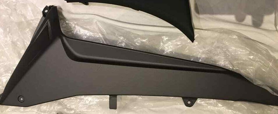 Carena Plastica Fianchetto Inferiore SX Per Yamaha T-Max 500 2008-2011 - ONE BY CAMAMOTO - Foto 5