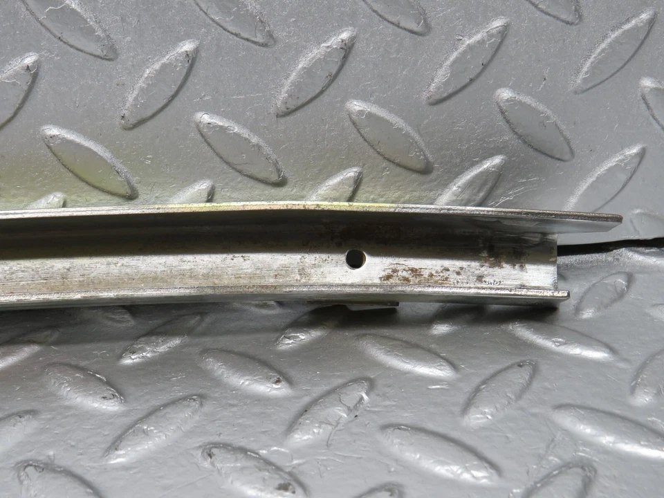 �39908♂ Mercedes-Benz R107 350SL cupé puerta derecha canal ventana Foto 3 de 4