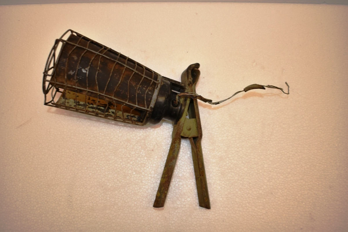 Vintage Mechanics Car Inspection Lamp Light Industrial Garage