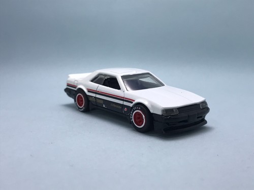 Hot wheels Swap Rubber Wheels Real Riders # '82 Nissan Skyline R30, White Loose - Picture 2 of 4