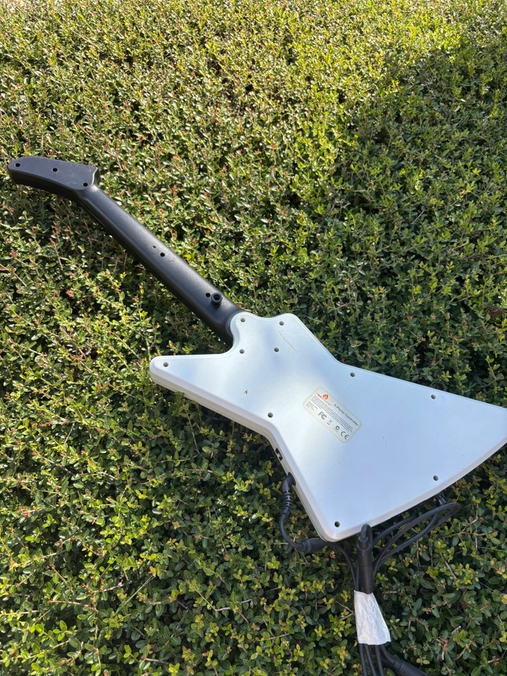 Controlador con cable Guitar Hero Xbox 360 X-Plorer Xplorer 95055 RedOctane leer Foto 2 de 4