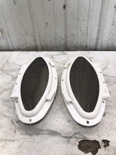 02 Rinker Fiesta VEE 270 Boat Oval shaped porthole port light Windows set of 2