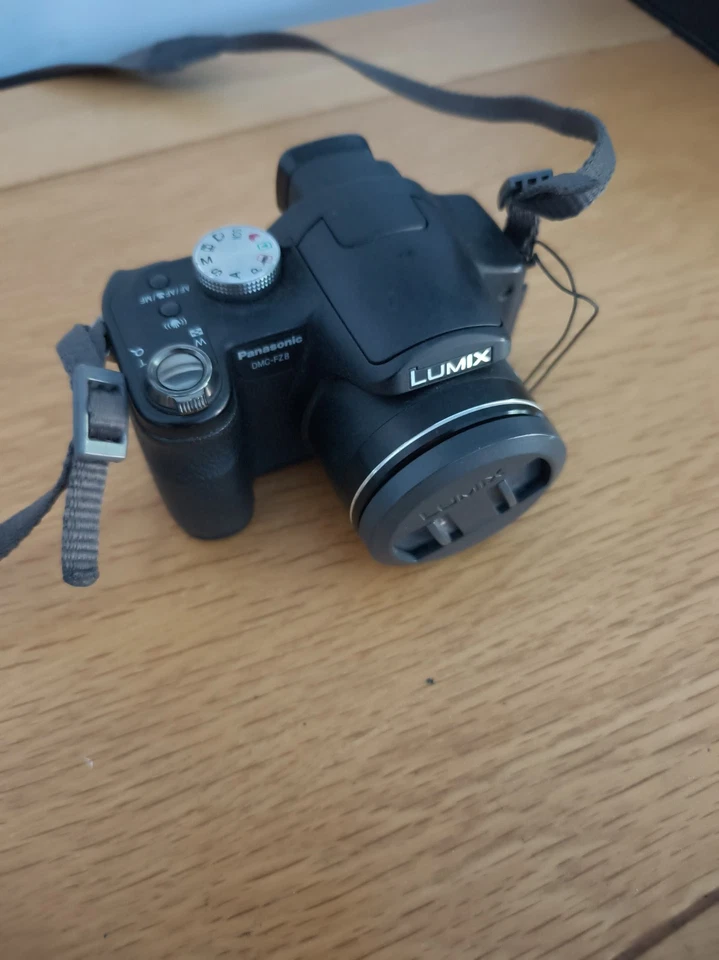 Panasonic Lumix DMC-FZ8, photo 1 of 5