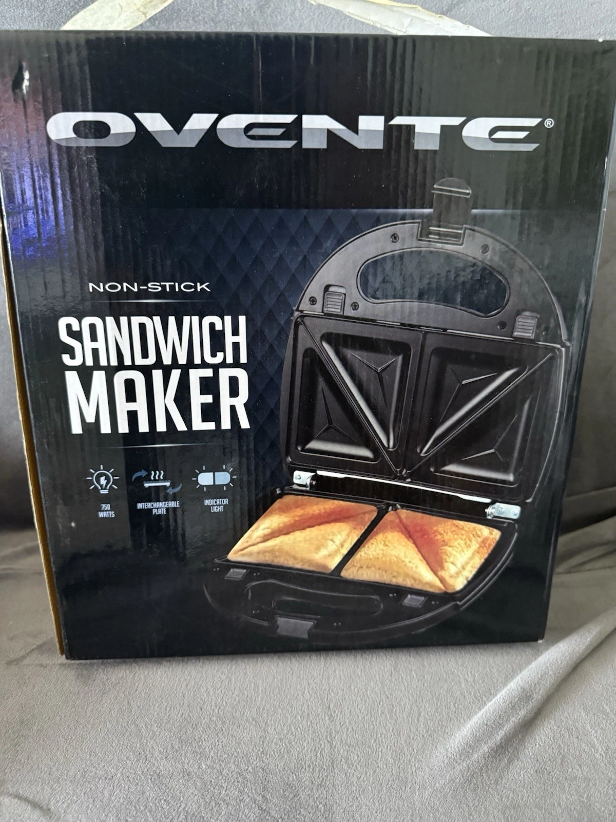 Ovente Electric Sandwich Maker with Non-Stick Cooking Plates 750w GPS401B