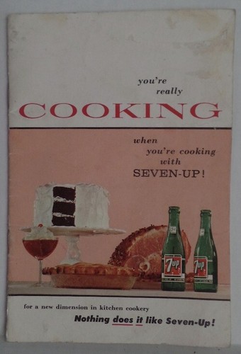 Vintage 7-Up Seven-Up Soda Recipes Cookbook Kitchen Advertising Holiday Punch 