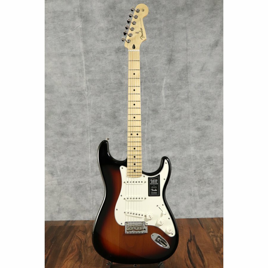 ギター Fender Stratocaster Maple Fingerboard L21533000005000-00-600x600.jpg