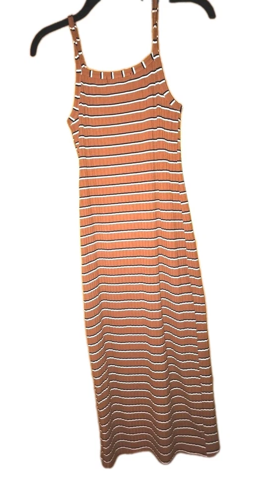 Vestido Derek Heart Midi-Cobre Rayas, Talla M, Frontal Dividido, Imitación Botón En La Parte Frontal Foto 2 de 4