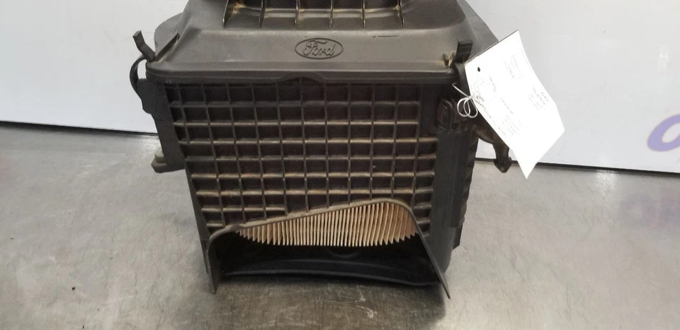 17 FORD F250 SUPER DUTY 6.2L AIR CLEANER AIR BOX - Image 2 of 4