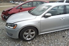 2015 Volkswagen Passat Automatic Transmission...