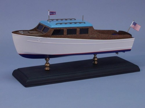 1935 CHRIS-CRAFT STREAMLINE CRUISER KIT ESCALA 1/24