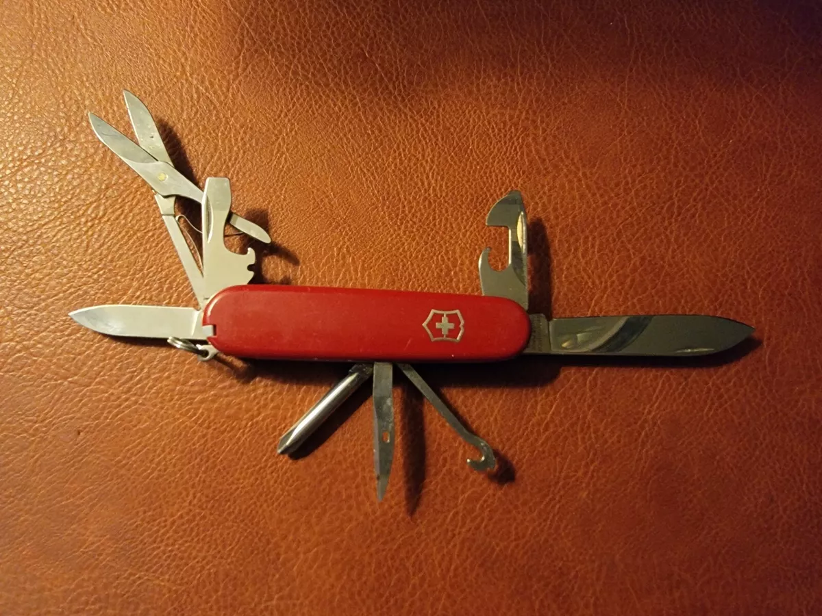  Victorinox Swiss Army Multi-Tool, Tinker Pocket Knife , Red,  91mm : Tools & Home Improvement