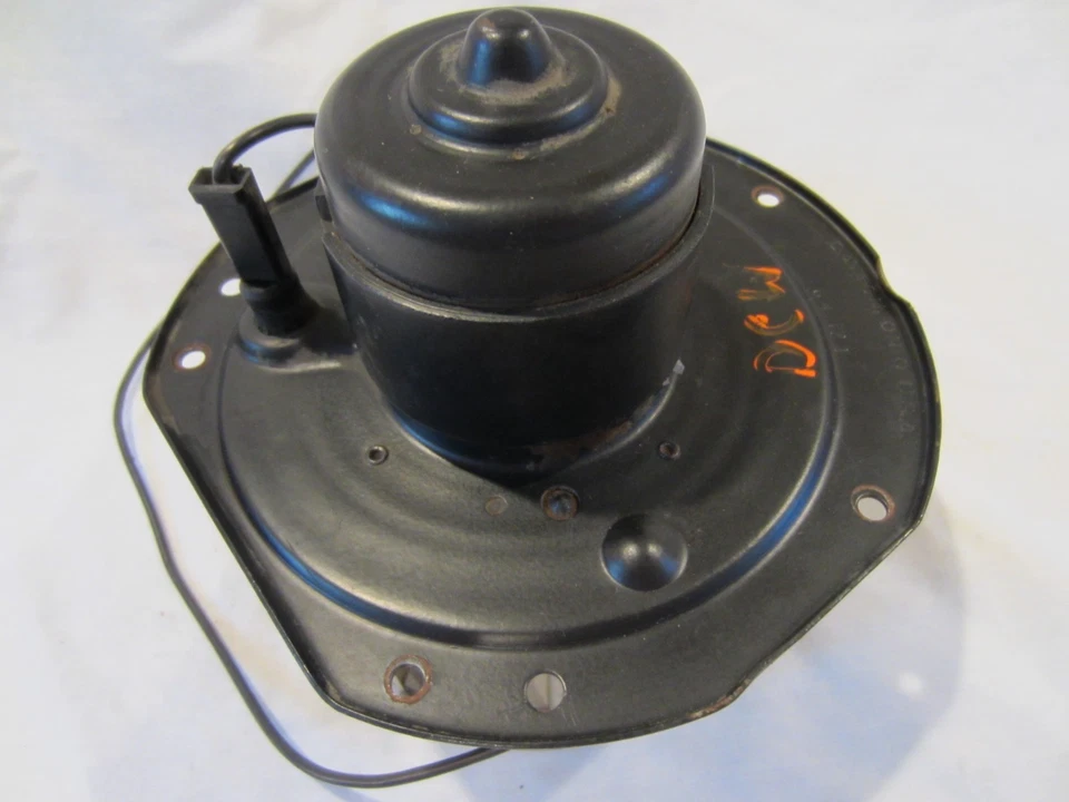 Ventilador de climatización Buick Skylark 1970-1972, GM 5044790, probado, código de fecha 6/4/72, usado Foto 3 de 4