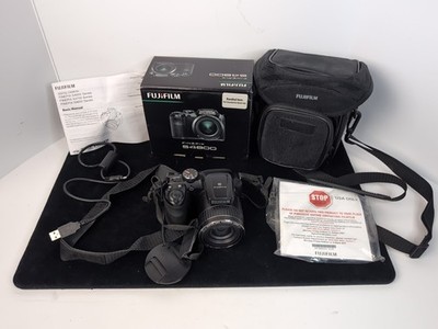 Fujifilm FinePix S S4800 16.0MP Digital Camera 30x Super Wide Zoom & 8GB SD Card