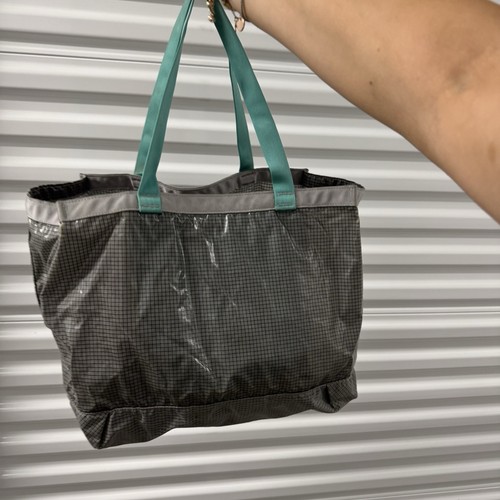 Borsa leggera Black Hole Gear stile #49030 esaurita RARA 28L grigio turchese - Foto 5 di 9
