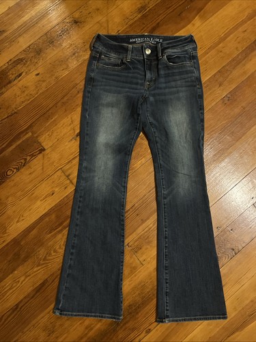American Eagle Outfitters Women's Kick Boot Jeans 2 Short