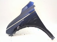 631014905R KOTFLÜGEL VORNE LINKS / COLOR CARROCERIA TETXB - BLUE MEISSEN / 17593