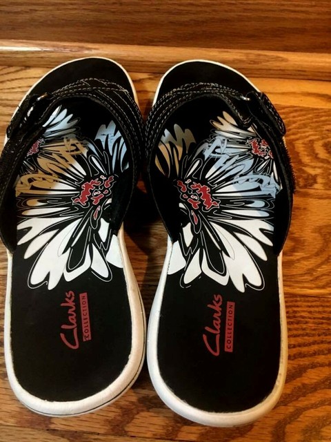 fitflop swoop toe thong