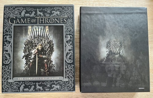 Game of Thrones: The Complete First Season (DVD, 2012, 5-Disc Set) - Picture 2 of 7