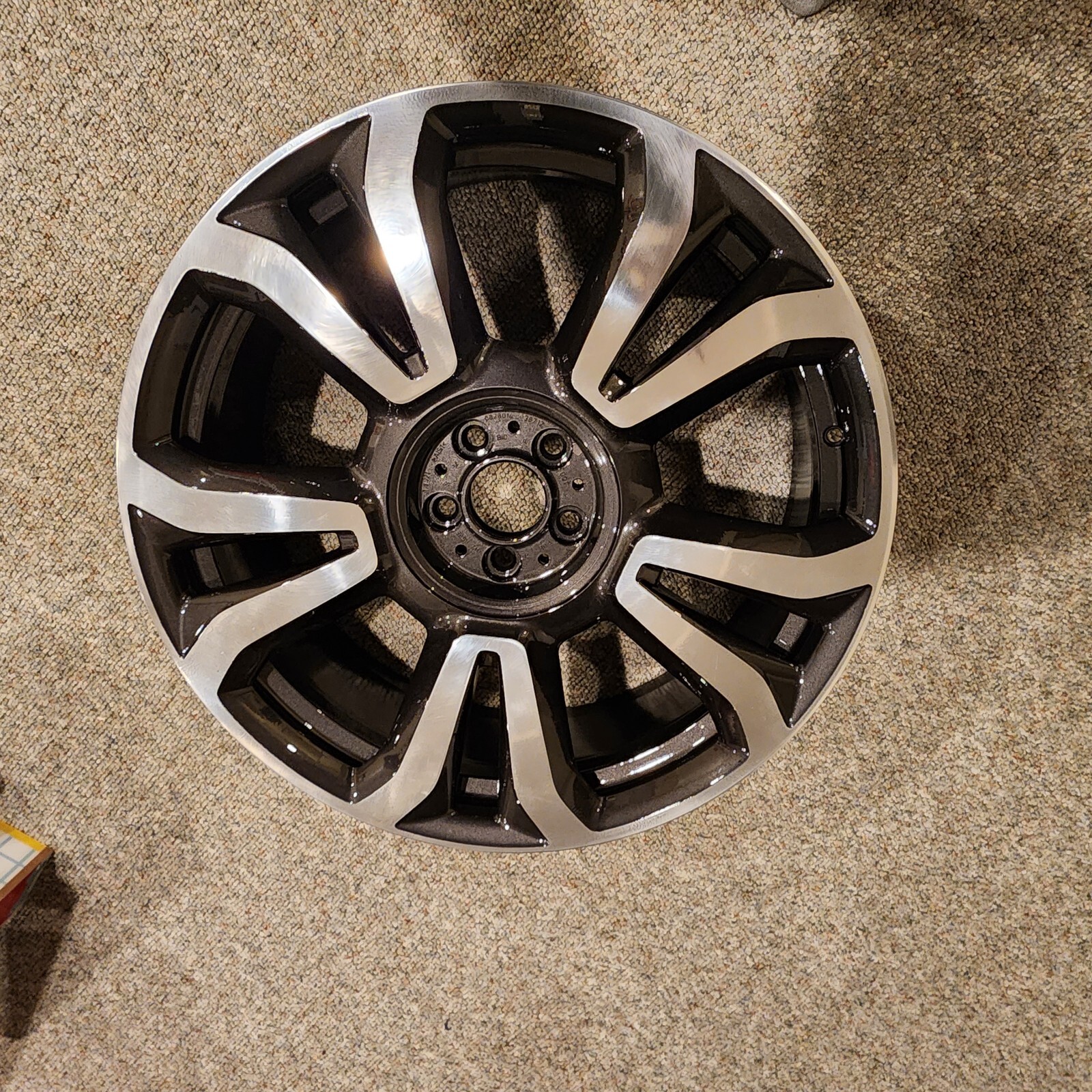 (1) ROLLS ROYCE CULLINAN OEM FACTORY 22" FRONT WHEEL RIM 6884706 POLISHED/GREY