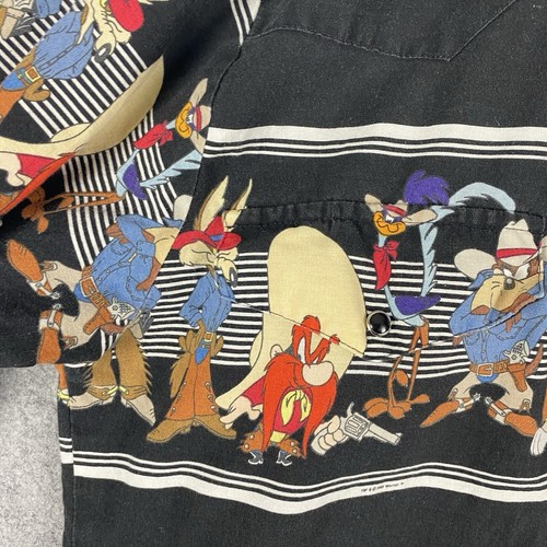 Looney Tunes Shirt Mens M Bugs Bunny Daffy Duck Tasmanian Road Runner Yosemite - Picture 9 of 13