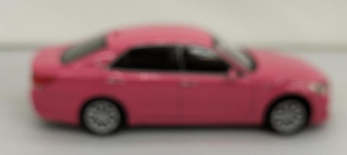 CROWN Athlete ピンク ミニカー ケース付き　1/30 Toyota 1/30 Mini Car Crown Athlete Pink | eBay