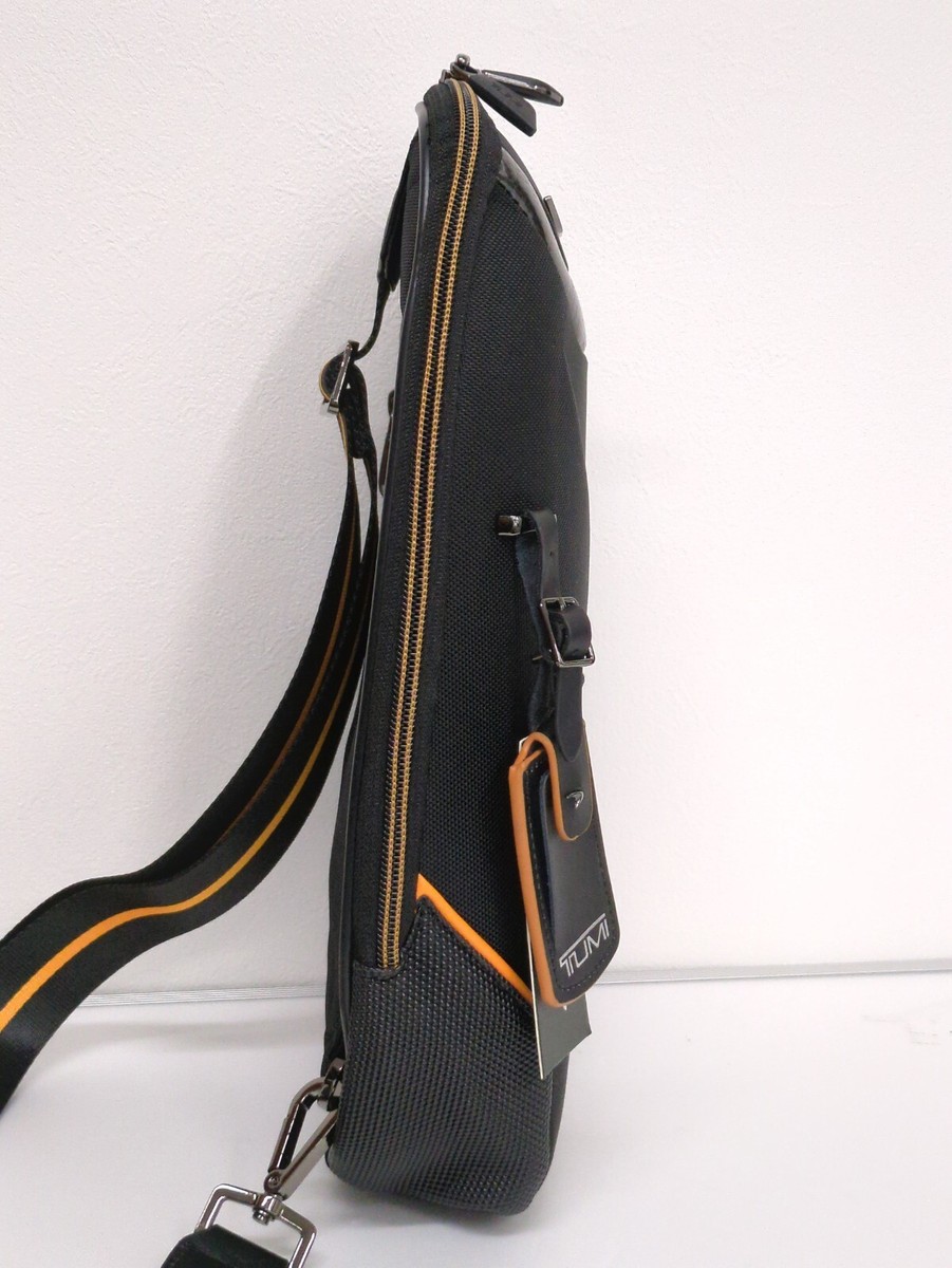 TUMI McLaren Torque Sling Body Bag carbon leather Fiber TUMI McLaren Torque Sling Body Bag carbon leather Fiber