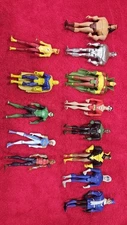 Lot of 13 Action Figures DC And  Justice League.  USED