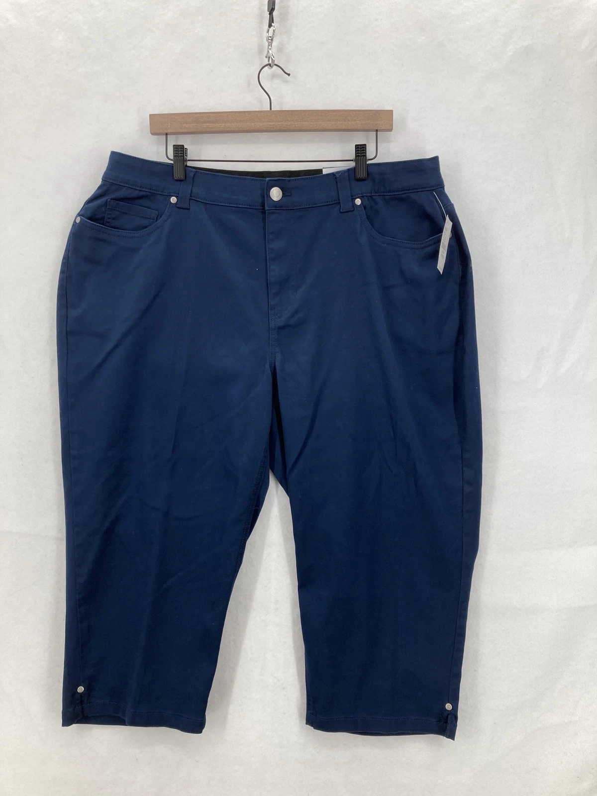 Catherines Capri Pants Womens 22W Navy Blue Sateen Stretch 5-Pocket Zip Fly NWT