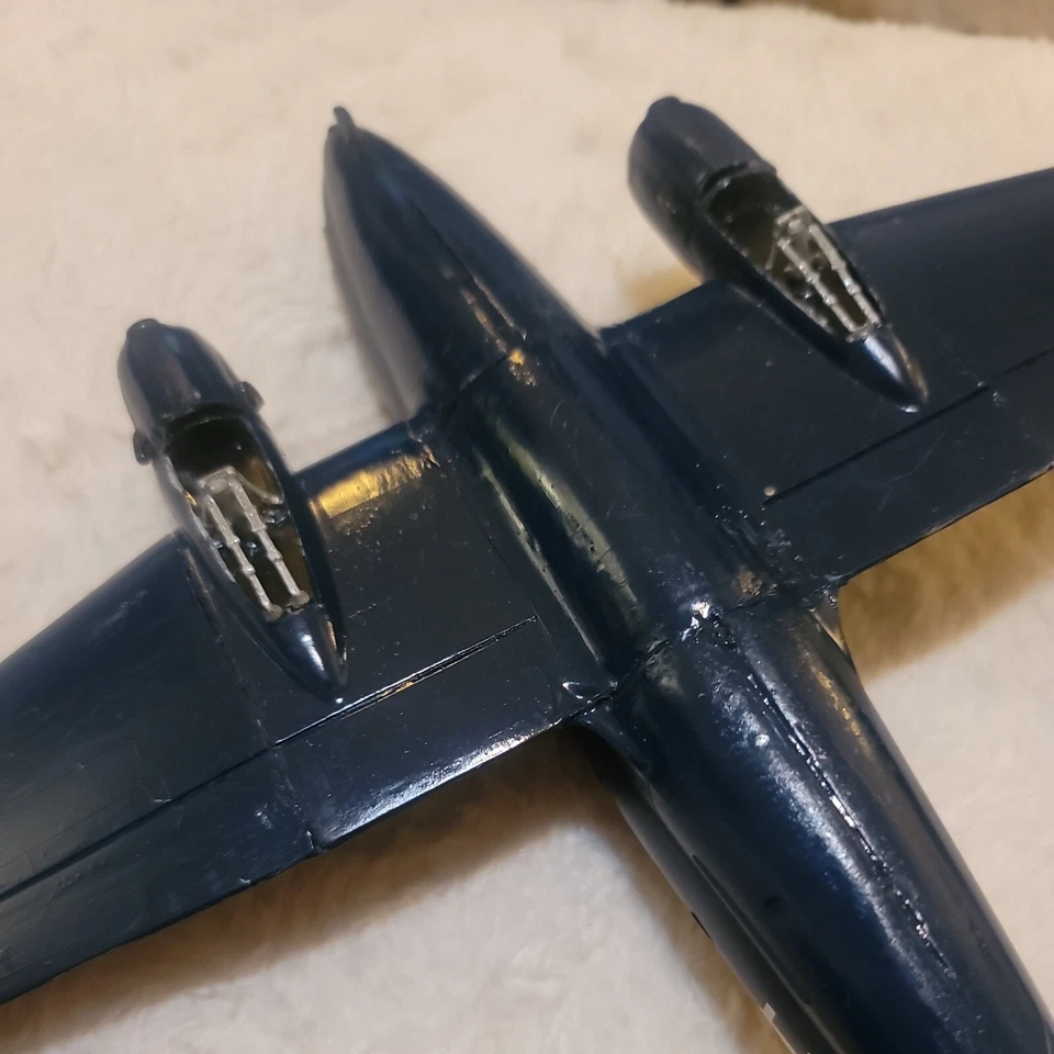 Era Segunda Guerra Mundial, modelo de avión Curtiss C-46 Commando Foto 2 de 4