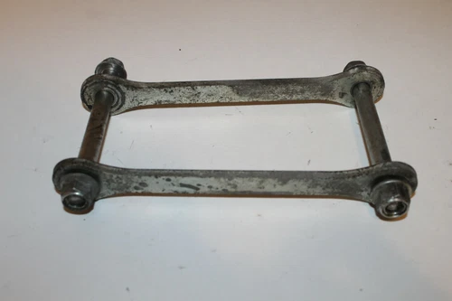 ROD, REAR CUSHION