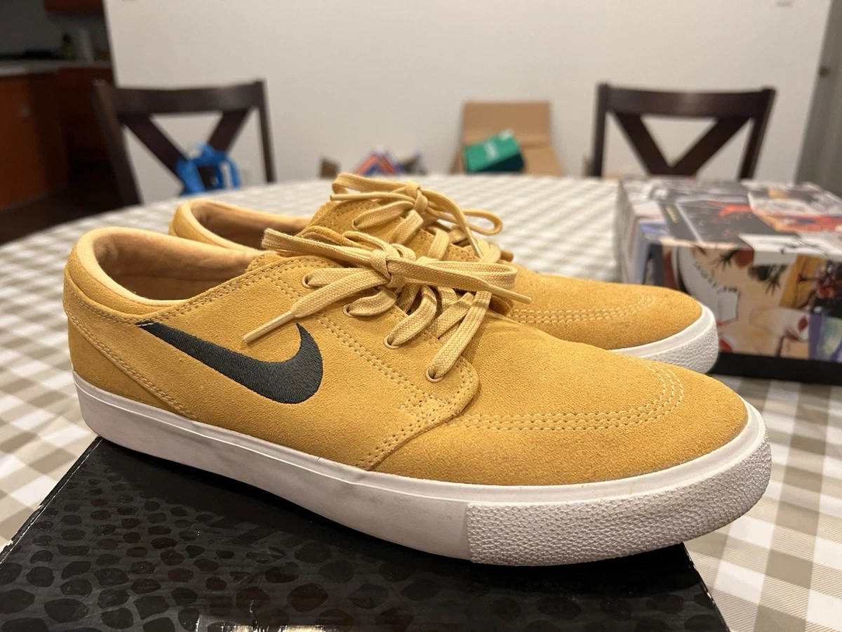 Nike SB Stefan Janoski Dark Army Gold Skate Shoes 333824-320 Mens Size 10.5 Nike SB Zoom Janoski OG+ Skate Shoes. Nike.com main image 2