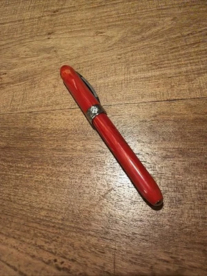 Used VISCONTI REMBRANDT RED WITH PALLADIUM TRIM FOUNTAIN PEN - Image 1 of 4