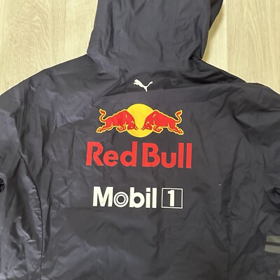 PUMA Red Bull Racing Official Teamline Rain Jacket 2018 Men's XL