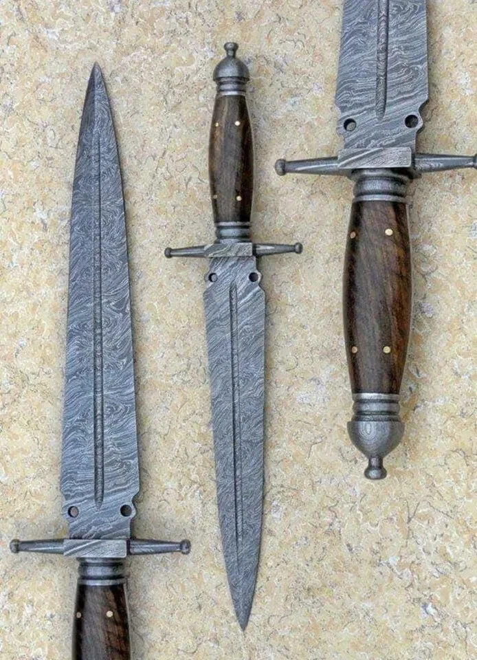 ASS Custom Handmade Damascus Steel Hunting Dagger With Leather Sheath