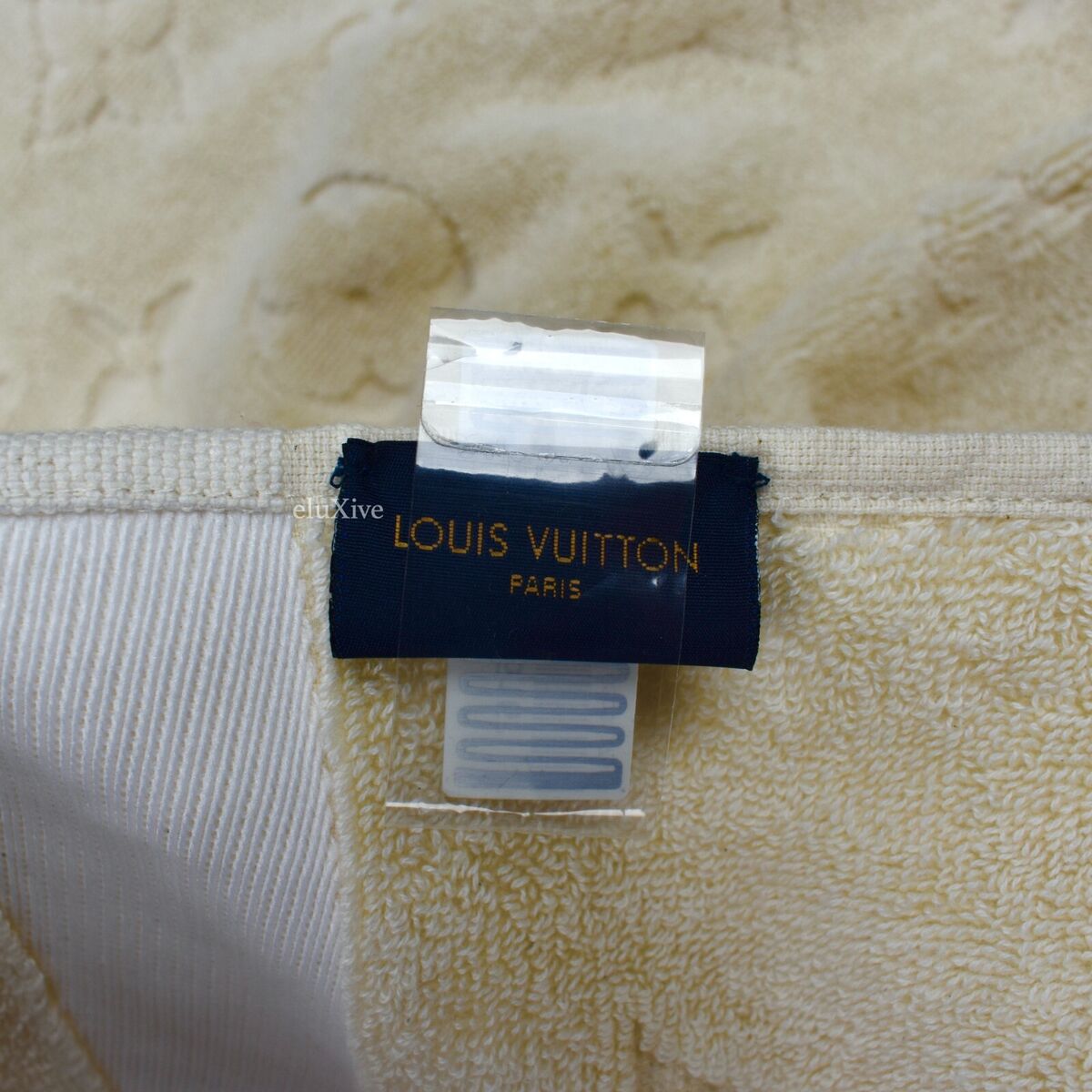 NWT Louis Vuitton Cream Beige LV Monogram Woven Beach Towel Cotton  AUTHENTIC