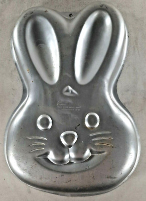 Easter Bunny Face Cake Pan Aluminum Wilton #2105-2074 