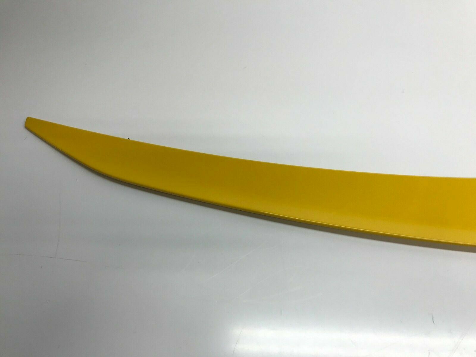 LAMBORGHINI URUS REAR WING SPOILER YELLOW OEM 4ML827950