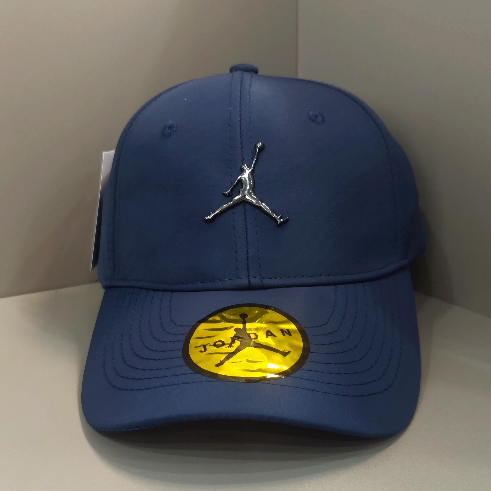 Jordan Unisex Outdoor Silver Label Navy Blue Adjustable Baseball Cap
Opens in a new window or tab
