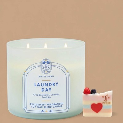 Laundry day Candle 14.5 oz + Artisanal shortcake soap (love from the heart)