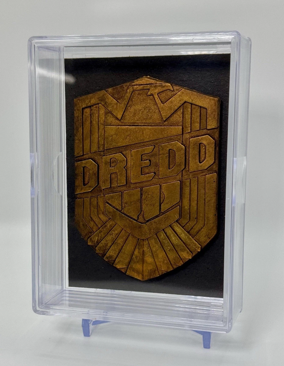 2000AD JUDGE DREDD - Tapis De Bureau XL 1 Sous-V... FaNaTtik Tapis De Bureau Xl 1 Sous Verre 5060948297073