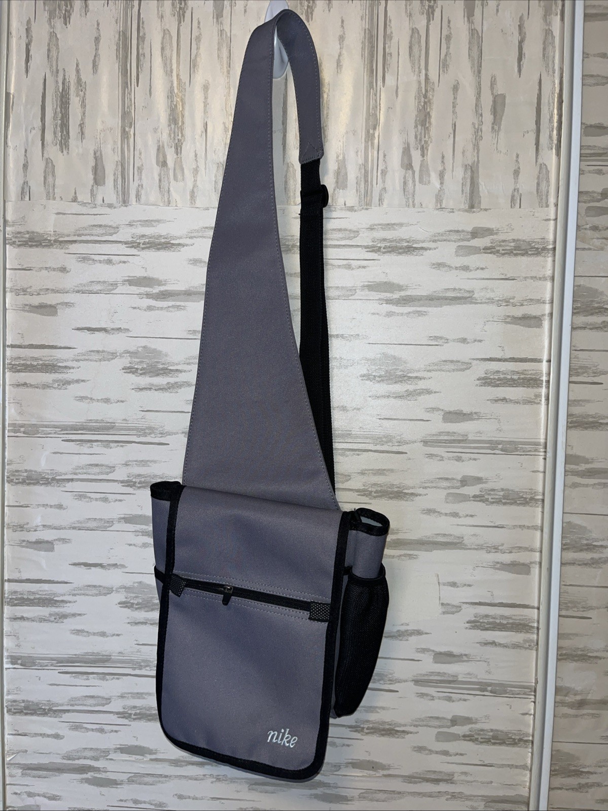 Vintage Y2k Nike Sling Bag Gray Shoulder Crossbody Me… - Gem