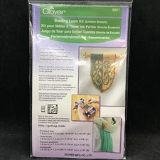 Clover Emblem Brooch Beading Loom Kit TOHO Beads #9921 DIY Gift Idea Made Japan