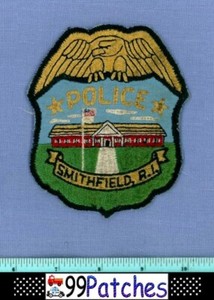SMITHFIELD (Old) RHODE ISLAND Police Shoulder Patch CITY HALL POLICE STATION 7B